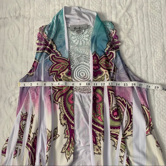 Cover Charge size small stamp print butterfly vest - Picture 3 of 5